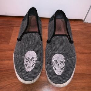 Exclusive Toms espadrilles with scull embroidered